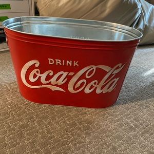 Coca Cola Beverage Tub, Ice Tub, Coca Cola Cooler, Galvanized Tub, Magazine🥤🧊❤️
